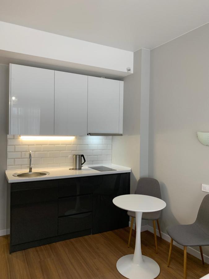 White Sails Apartment Батуми Екстериор снимка